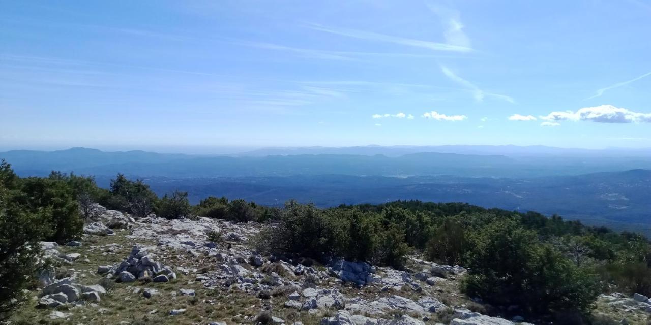Montagne, mer et Verdon Séranon Buitenkant foto