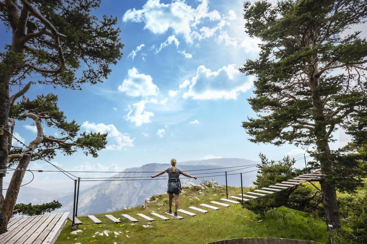 Montagne, mer et Verdon Séranon Buitenkant foto